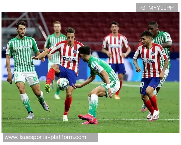 英超精彩对决多特蒙德绝杀那不勒斯全场沸腾赛后分析