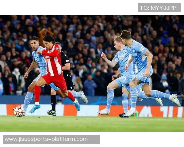 欧冠激战曼联与马竞握手言和逆转瞬间点燃全场激情