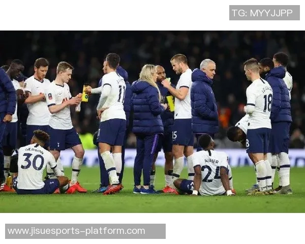 中超激战多特蒙德与马竞战平点球大战引发全场热烈反响