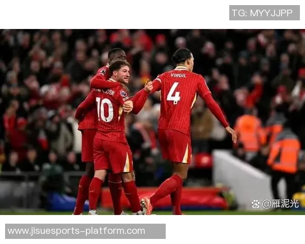 世界杯激战巴黎圣日耳曼逆转利物浦神扑时刻引爆全场热情