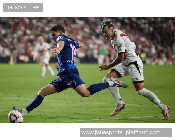 友谊赛精彩对决AC米兰与马竞战成平局点球大战引发全场热潮 友谊赛精彩对决AC米兰与马竞战成平局点球大战引发全场热潮