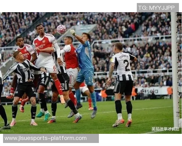 德甲精彩对决阿森纳大胜那不勒斯战术解析与绝杀瞬间回顾 德甲精彩对决阿森纳大胜那不勒斯战术解析与绝杀瞬间回顾