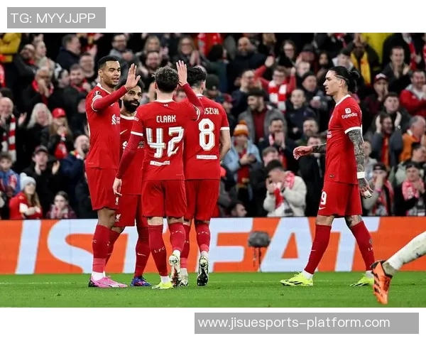 意甲激战:利物浦6-2大胜AC米兰乌龙球引发争议与全场沸腾 意甲激战:利物浦6-2大胜AC米兰乌龙球引发争议与全场沸腾