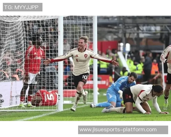 中超热战利物浦大胜皇马引发转会风波全场沸腾